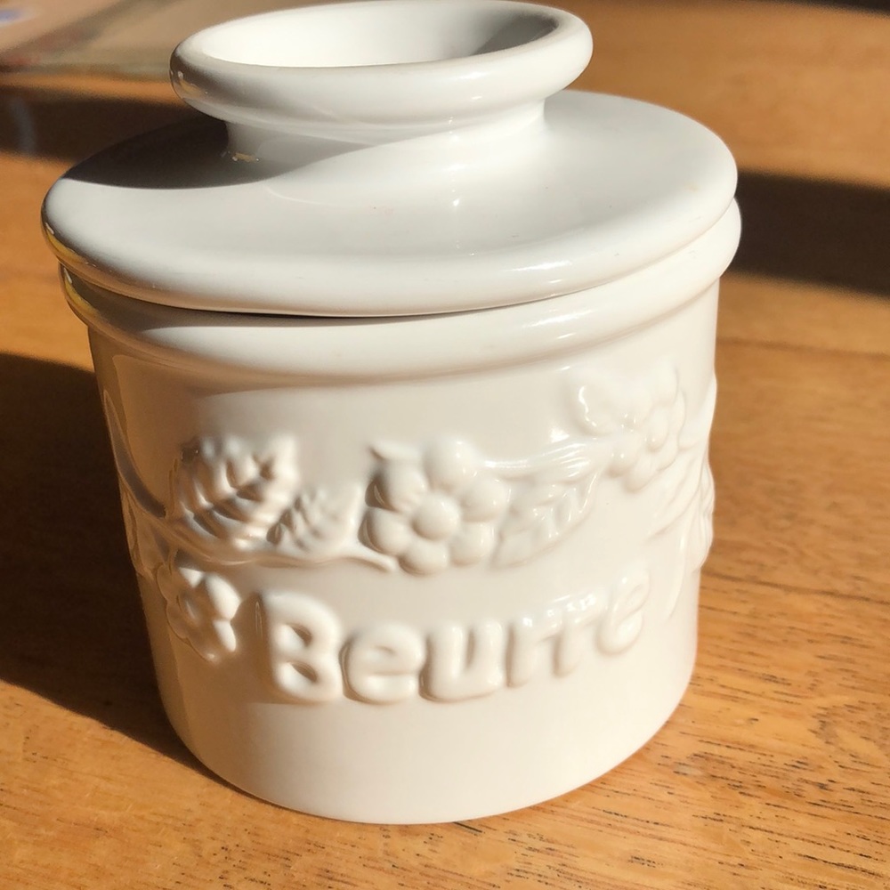White Butter Bell Butter | Beurre Keeper Crock